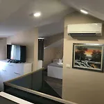Guest house Elegant &