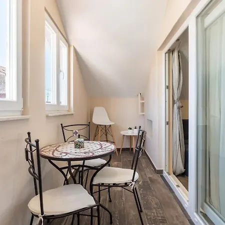 Guest house Elegant & Split