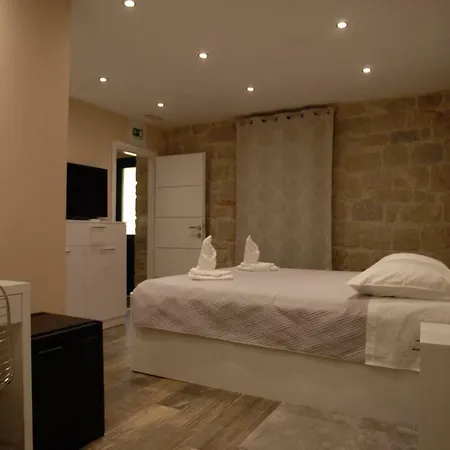 Guest house Elegant &