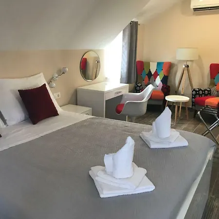 Guest house Elegant &